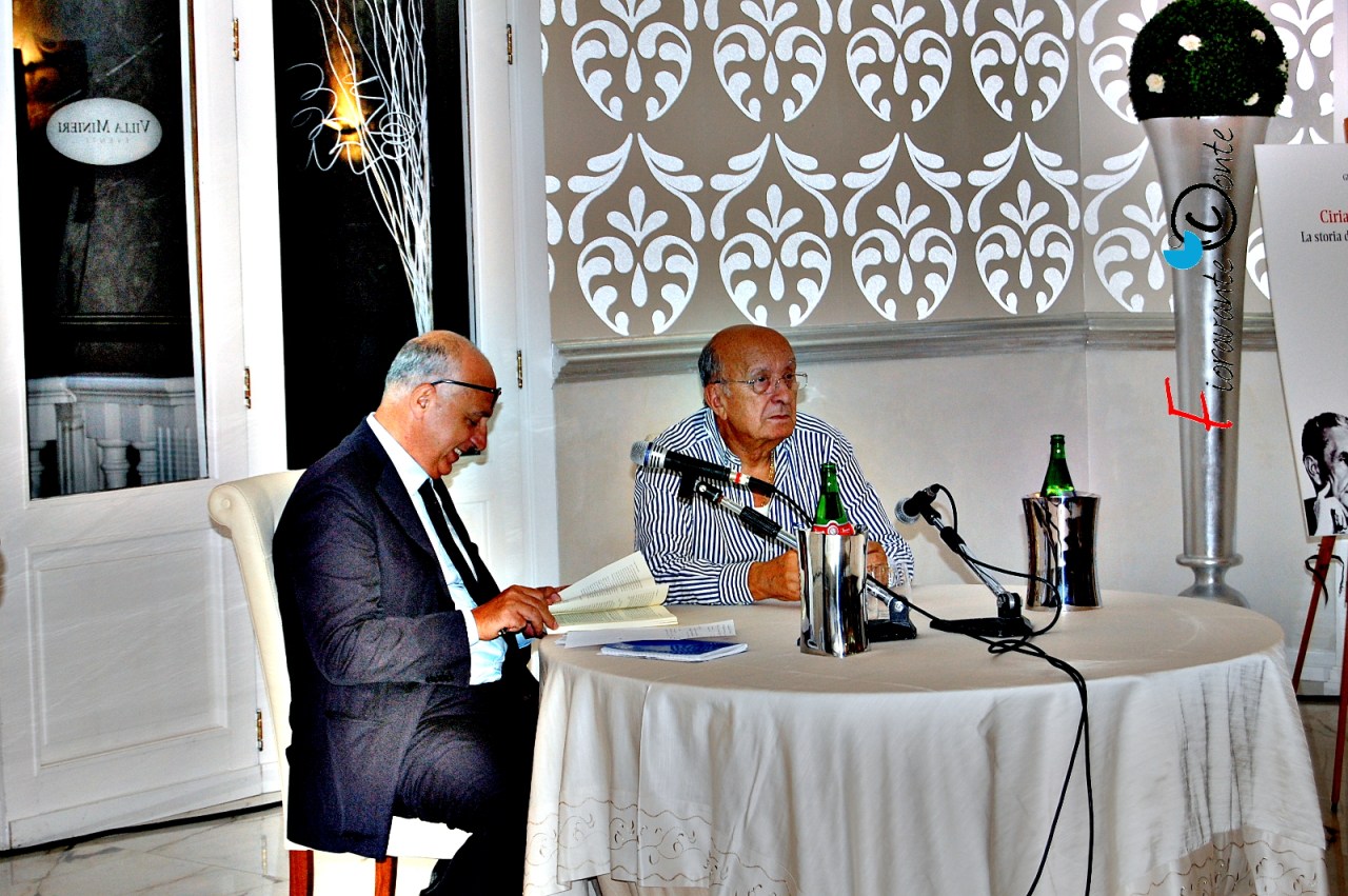 Ciriaco De Mita, La Storia d'Italia non è finita